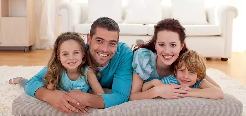 Shower Caulk Mold Removal in Dunlap, IA